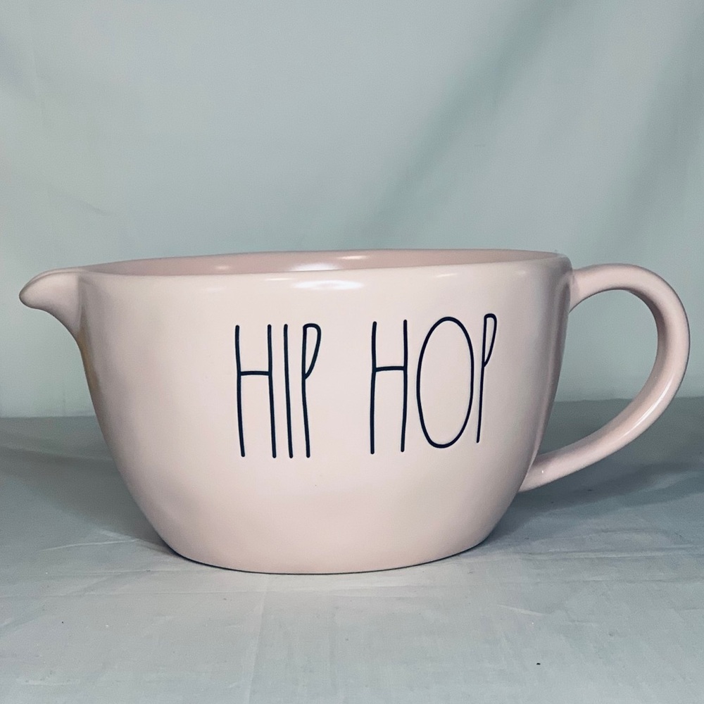 🛍RAE DUNN PINK HIP HOP MIXING BOWL